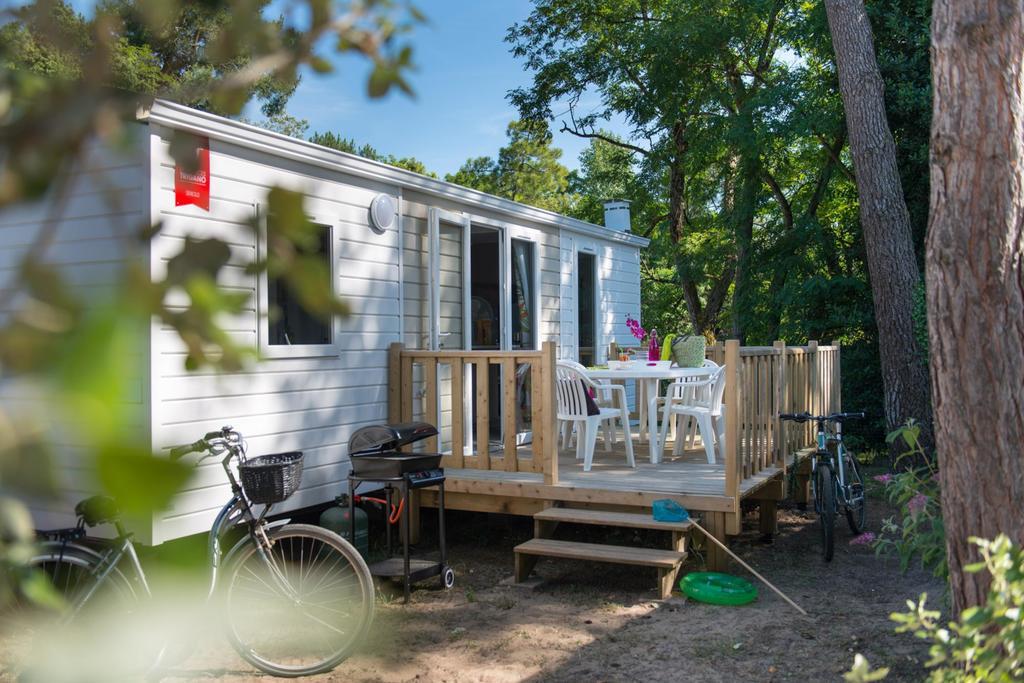 Camping Officiel Siblu Domaine De Soulac Exterior photo